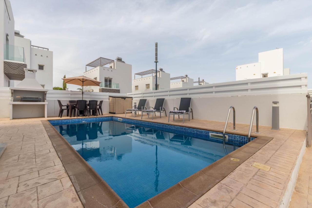 Nissini Villas 2 Ayia Napa Exterior photo